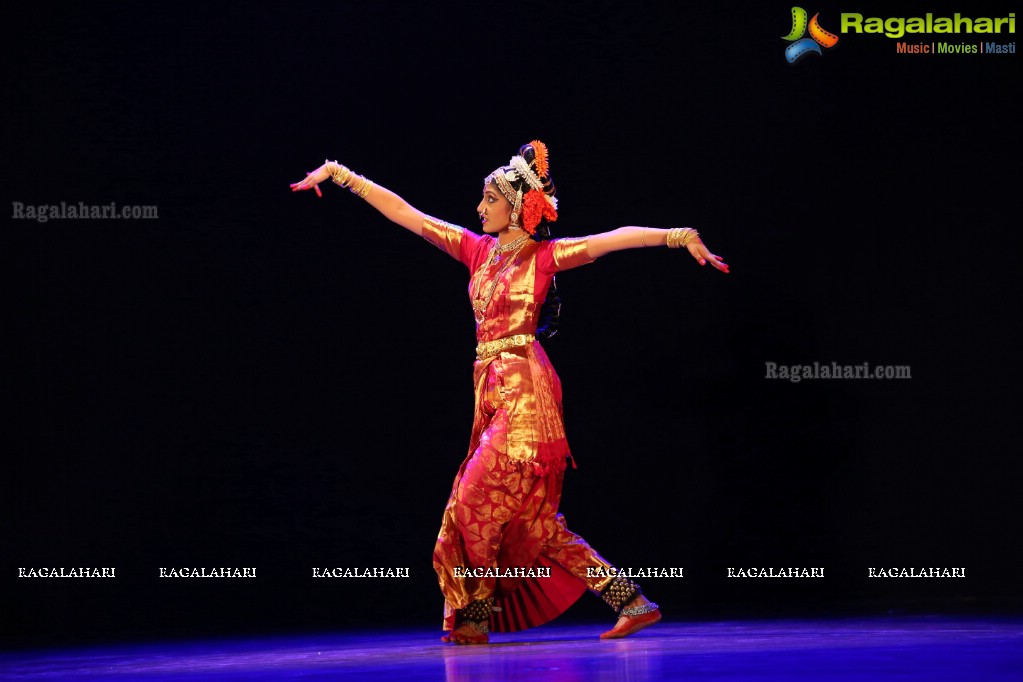 Kuchipudi Rangapravesam by Keerthi and Sruthi at Shilpa Kala Vedika, Hyderabad