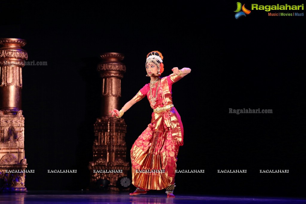 Kuchipudi Rangapravesam by Keerthi and Sruthi at Shilpa Kala Vedika, Hyderabad