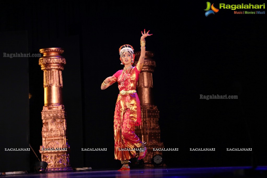 Kuchipudi Rangapravesam by Keerthi and Sruthi at Shilpa Kala Vedika, Hyderabad