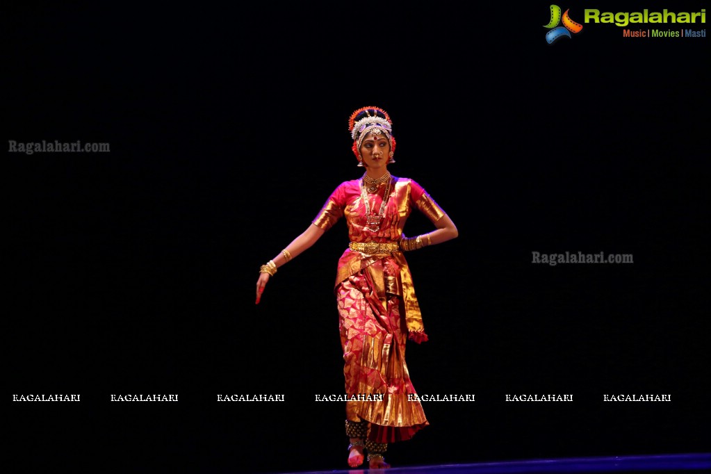 Kuchipudi Rangapravesam by Keerthi and Sruthi at Shilpa Kala Vedika, Hyderabad