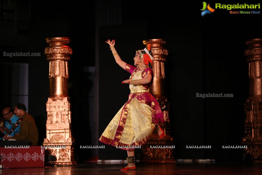 Kuchipudi Rangapravesam by Keerthi and Sruthi at Shilpa Kala Vedika, Hyderabad