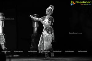 Kuchipudi Rangapravesam by Keerthi and Sruthi 