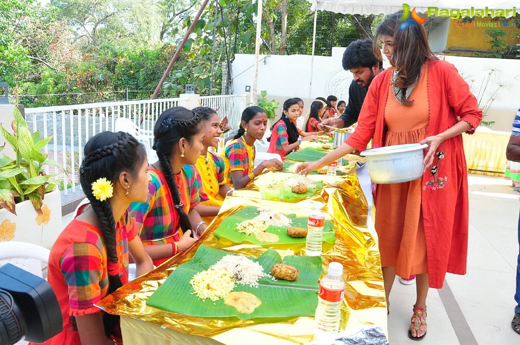 Lakshmi Manchu Celebrates Sankranthi with Kids From Govt. Schools