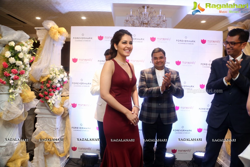 Manepally Jewellers launches Forevermark in Hyderabad