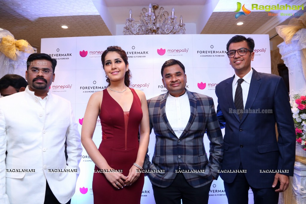 Manepally Jewellers launches Forevermark in Hyderabad