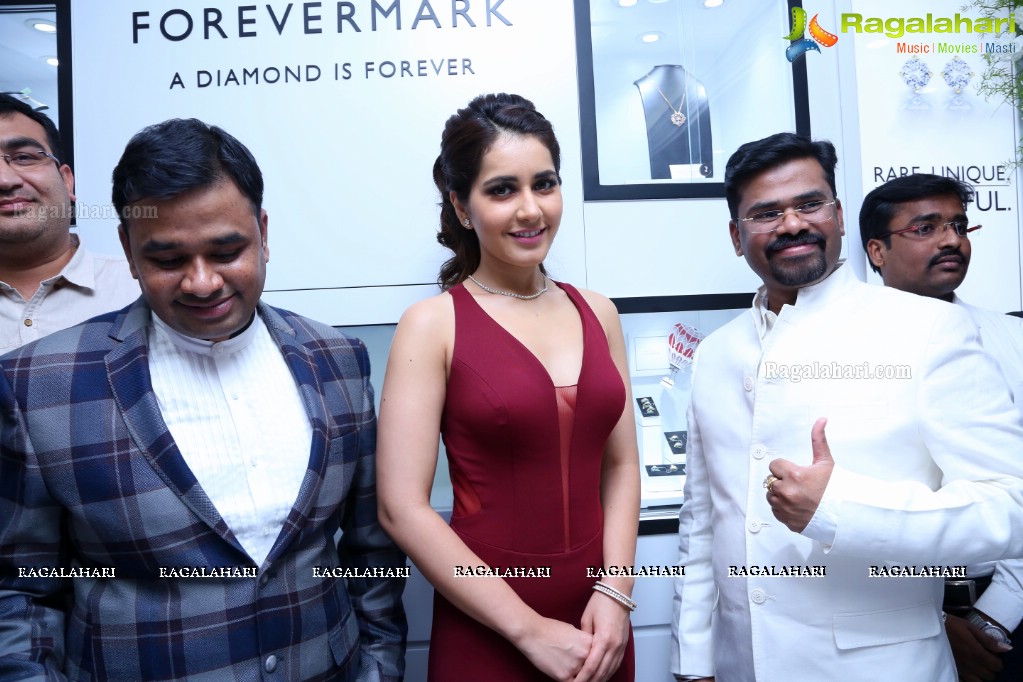 Manepally Jewellers launches Forevermark in Hyderabad