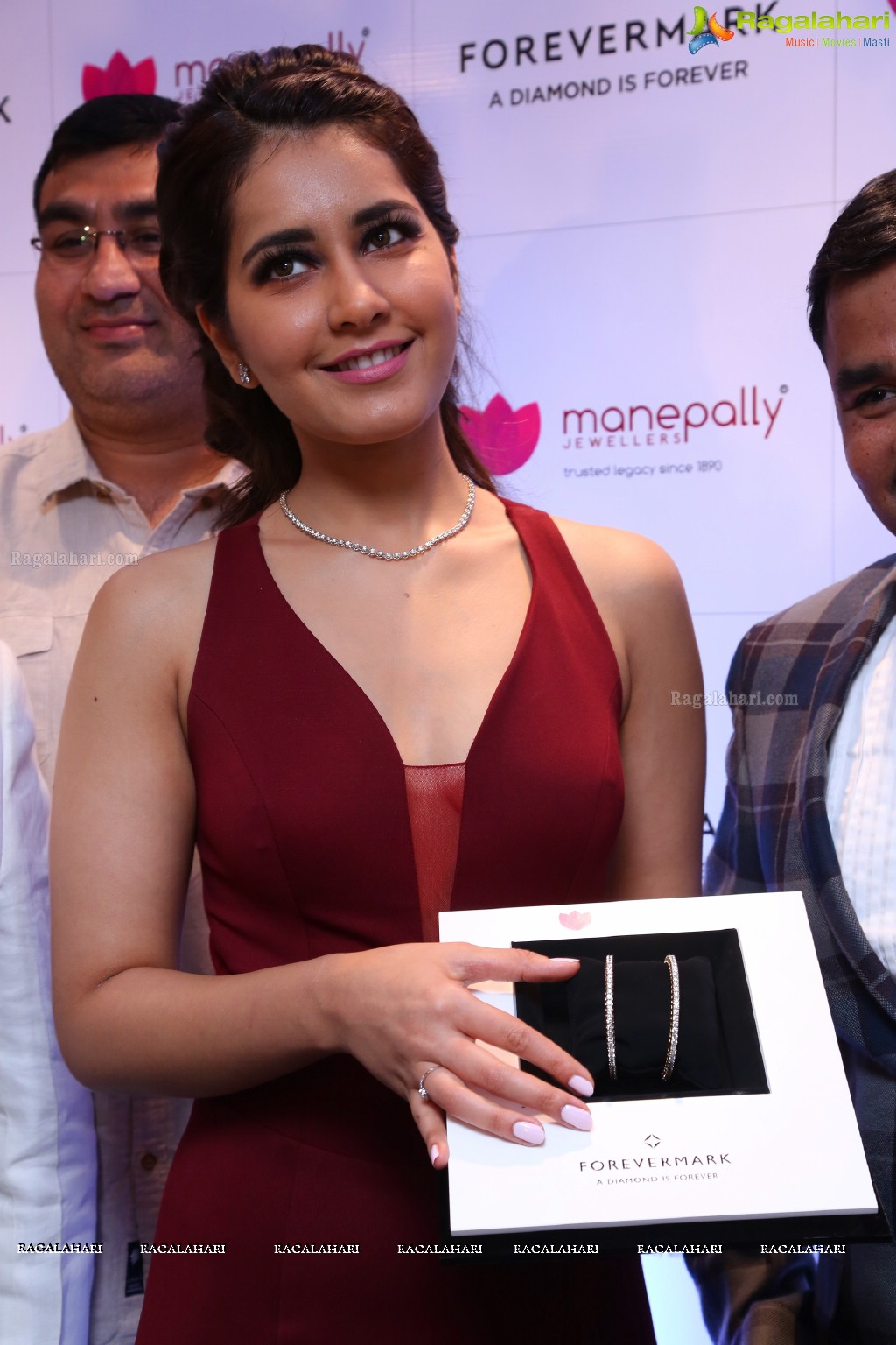 Manepally Jewellers launches Forevermark in Hyderabad