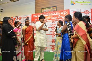 Pawan Kalyan meets Paritala Sunitha at Ananthapuram