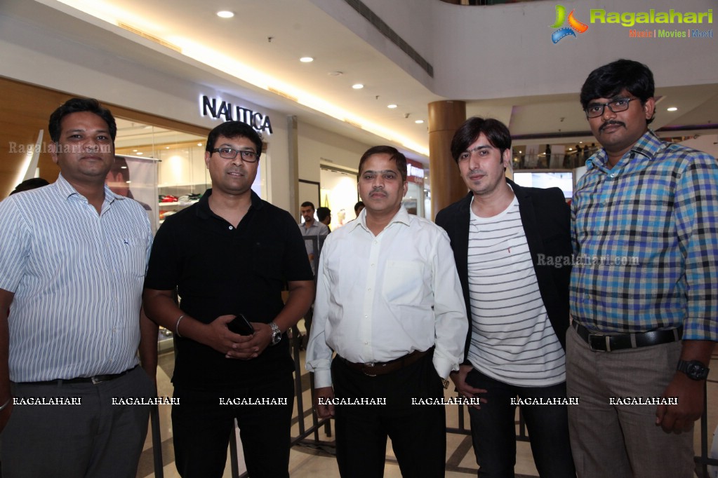 Hyderabad's First Bollywood RJ Hunt - Fever RJ at Inorbit Mall