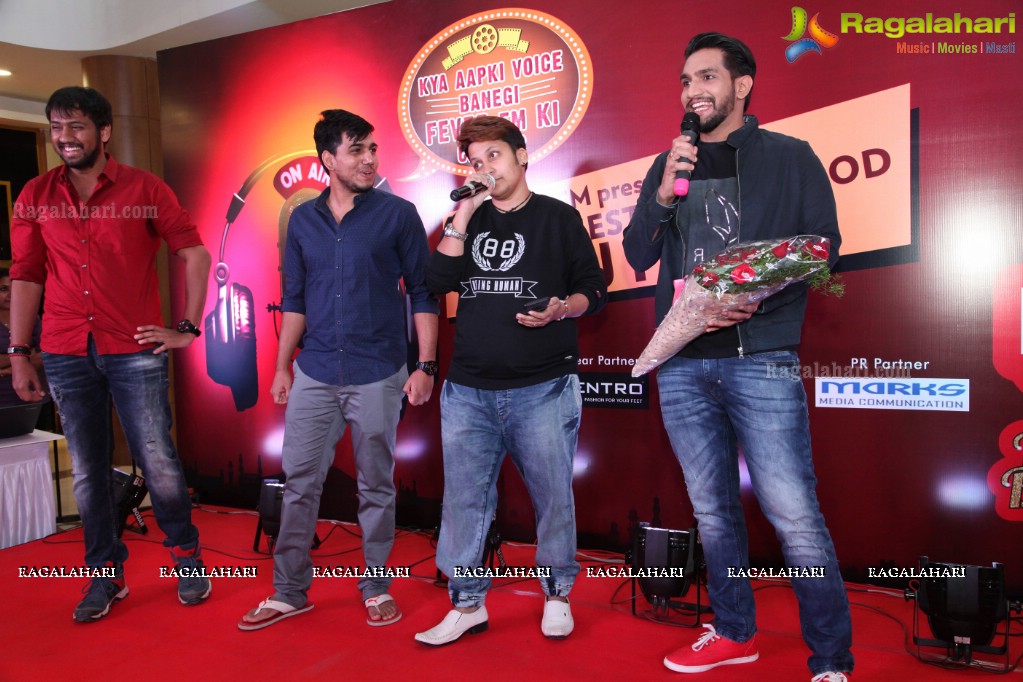 Hyderabad's First Bollywood RJ Hunt - Fever RJ at Inorbit Mall