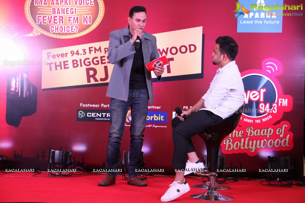 Hyderabad's First Bollywood RJ Hunt - Fever RJ at Inorbit Mall