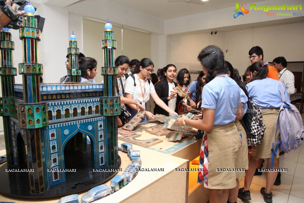 School Outreach Program at State Art Gallery by Kalakriti Foundation