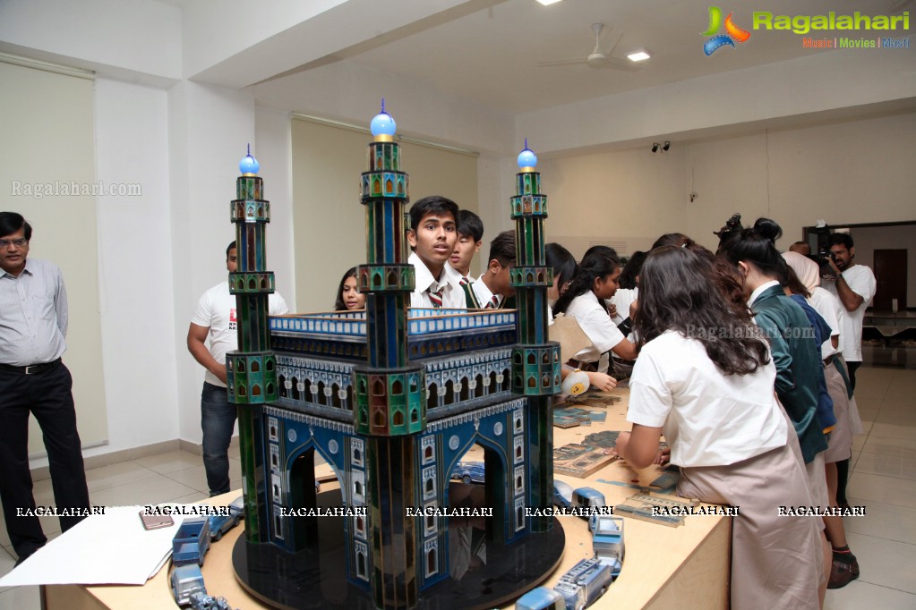 School Outreach Program at State Art Gallery by Kalakriti Foundation