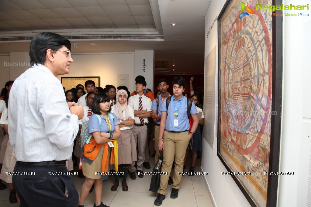 School Outreach Program at State Art Gallery by Kalakriti Foundation