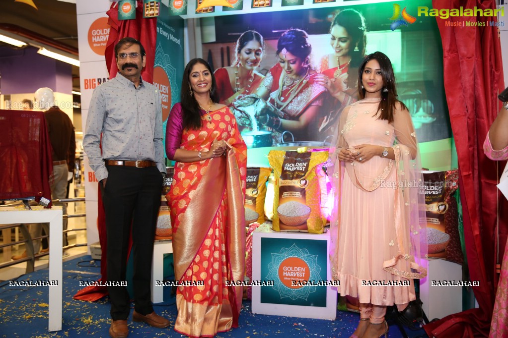 Launch of Golden Harvest Sona Masuri Rice at Big Bazaar by Anchor Jhansi and Miss India UAE Nivetha