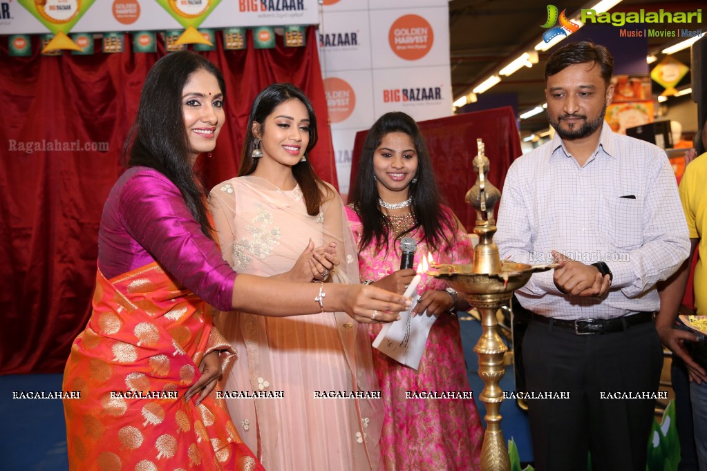 Launch of Golden Harvest Sona Masuri Rice at Big Bazaar by Anchor Jhansi and Miss India UAE Nivetha