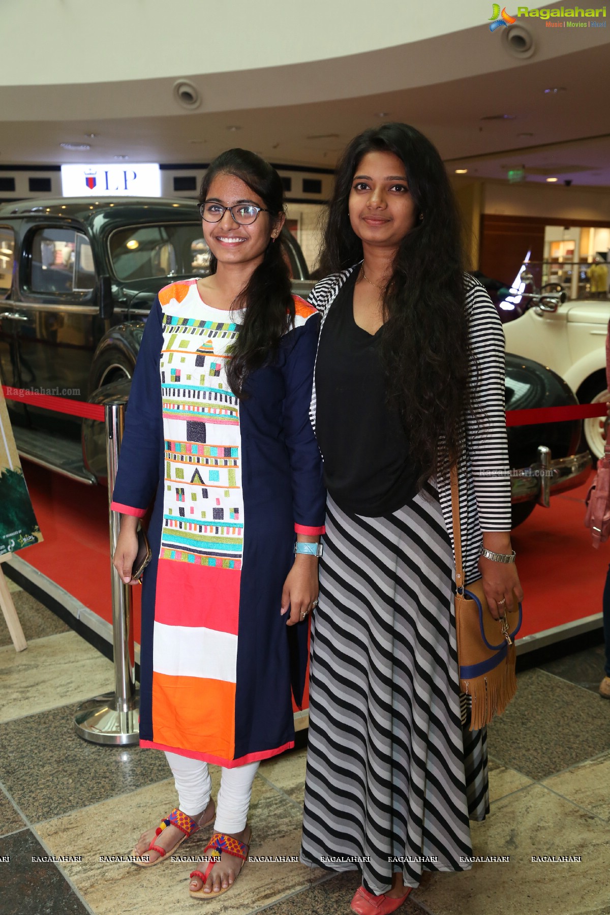 Exclusive Vintage and Classic Car Show at The Forum Sujana Mall