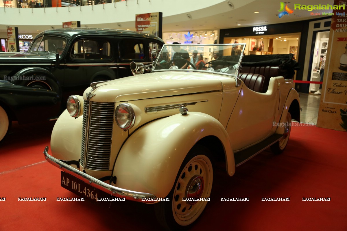 Exclusive Vintage and Classic Car Show at The Forum Sujana Mall