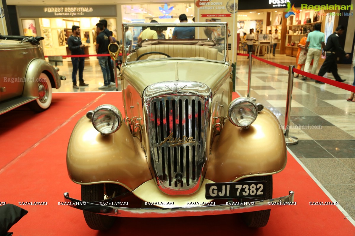 Exclusive Vintage and Classic Car Show at The Forum Sujana Mall