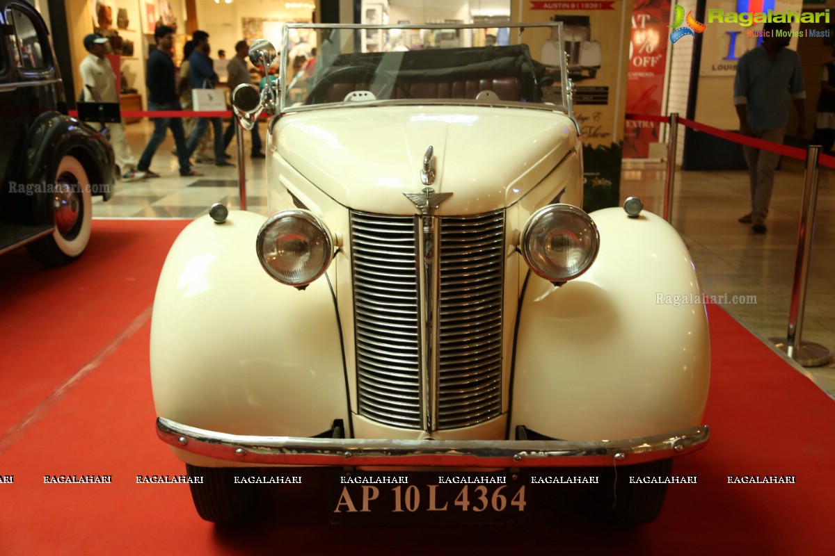 Exclusive Vintage and Classic Car Show at The Forum Sujana Mall