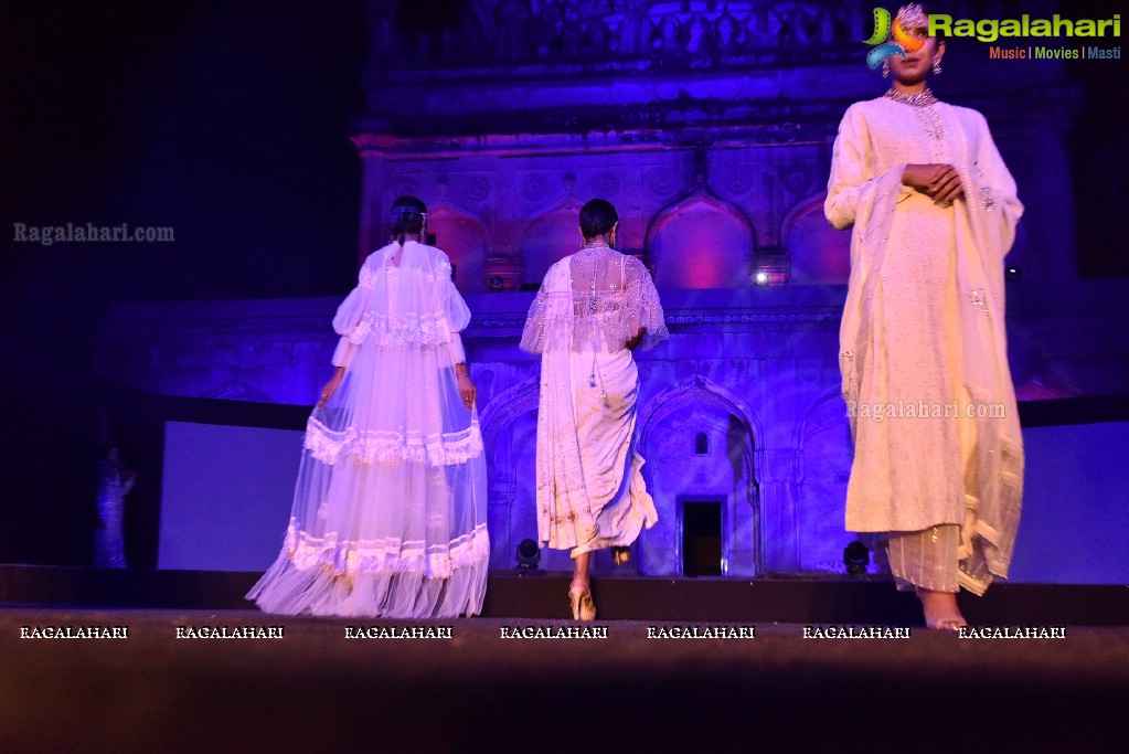 Weaver of Dreams The Passion of Muzaffar Ali of Kotwara by Meera and Muzaffar Ali at Qutub Shahi Tombs