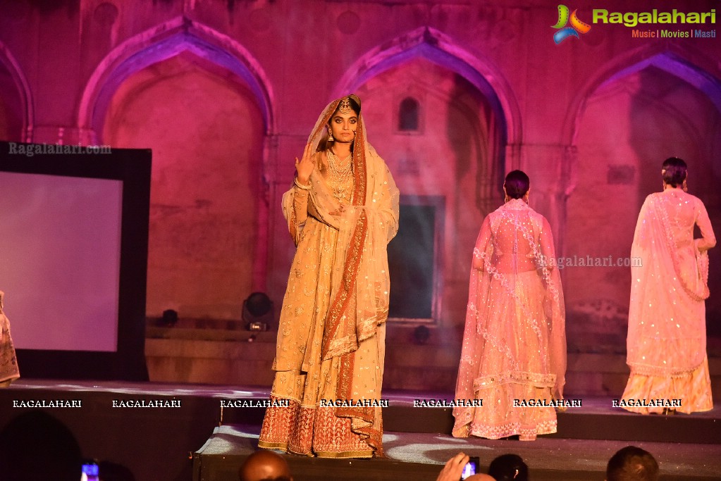 Weaver of Dreams The Passion of Muzaffar Ali of Kotwara by Meera and Muzaffar Ali at Qutub Shahi Tombs