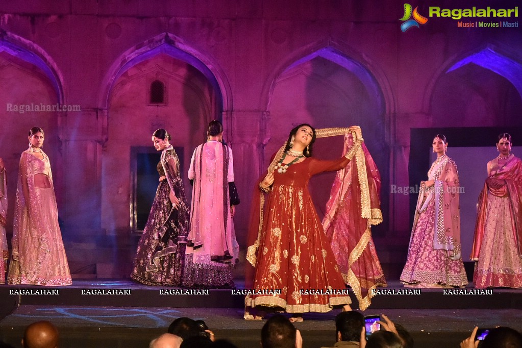 Weaver of Dreams The Passion of Muzaffar Ali of Kotwara by Meera and Muzaffar Ali at Qutub Shahi Tombs