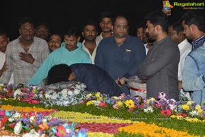 Jr NTR, Kalyan Ram Pay Tribute to NTR at NTR Ghat