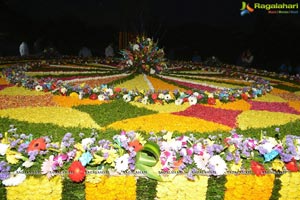 Jr NTR, Kalyan Ram Pay Tribute to NTR at NTR Ghat