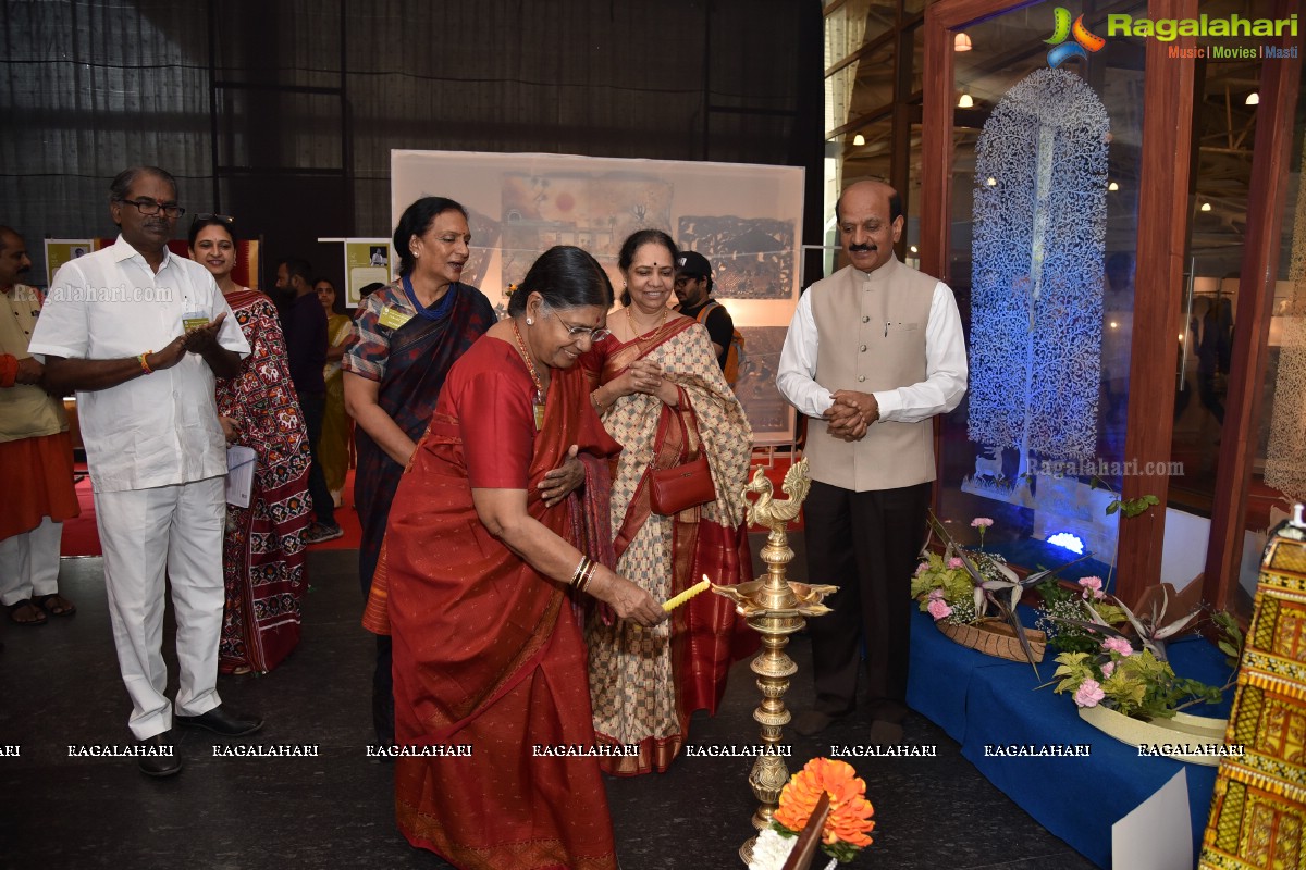 Aakruti Vastra - The Handloom Exhibition by Crafts Counsel of Telangana at N Convention