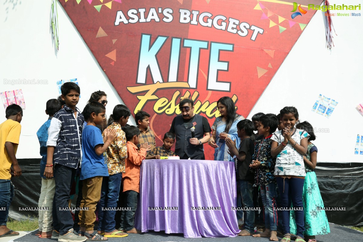 Country Club’s Asia’s Biggest Kite Festival 2019