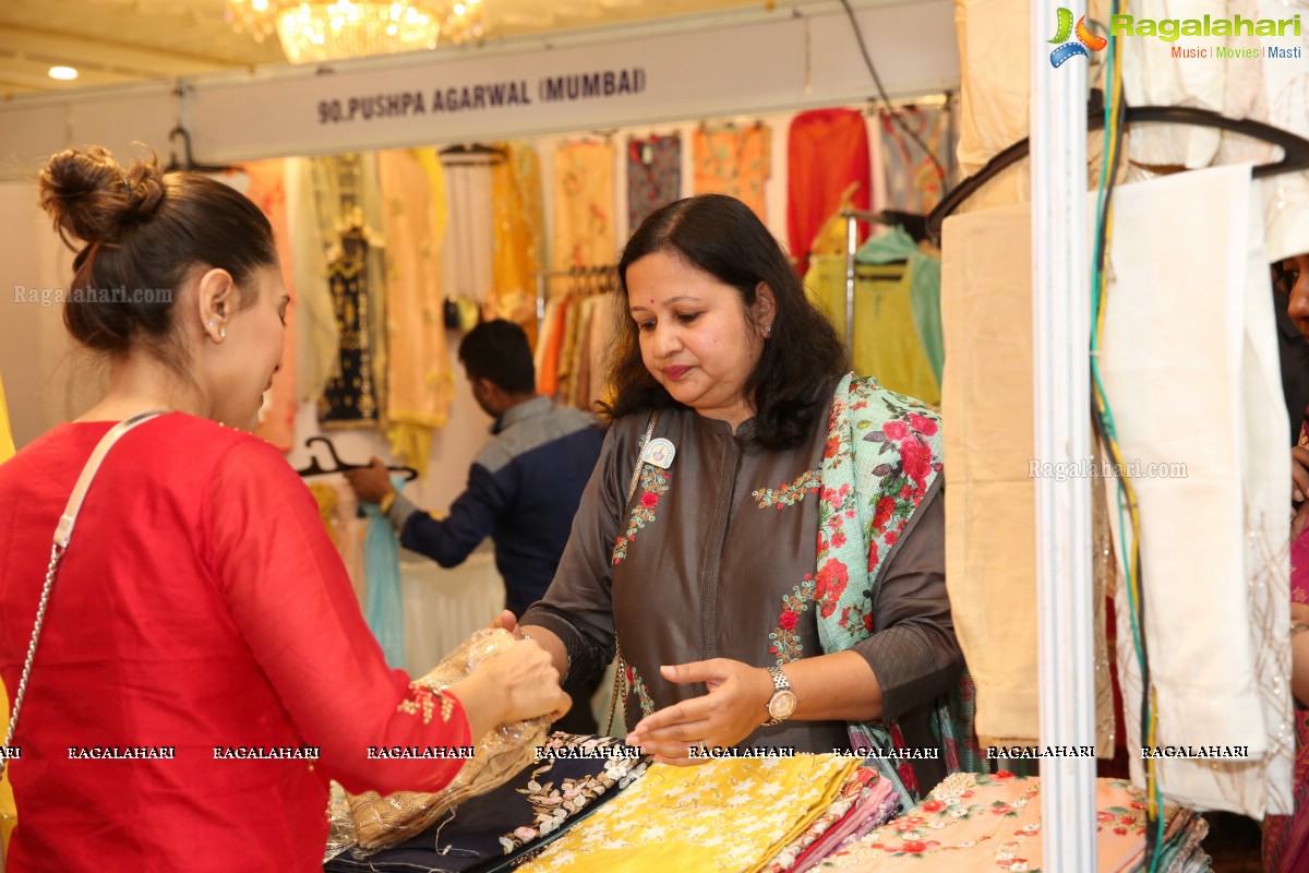 Hari Chandana Dasari Inaugurates Deep Mela 2019 at Classic Gardens, Secunderabad