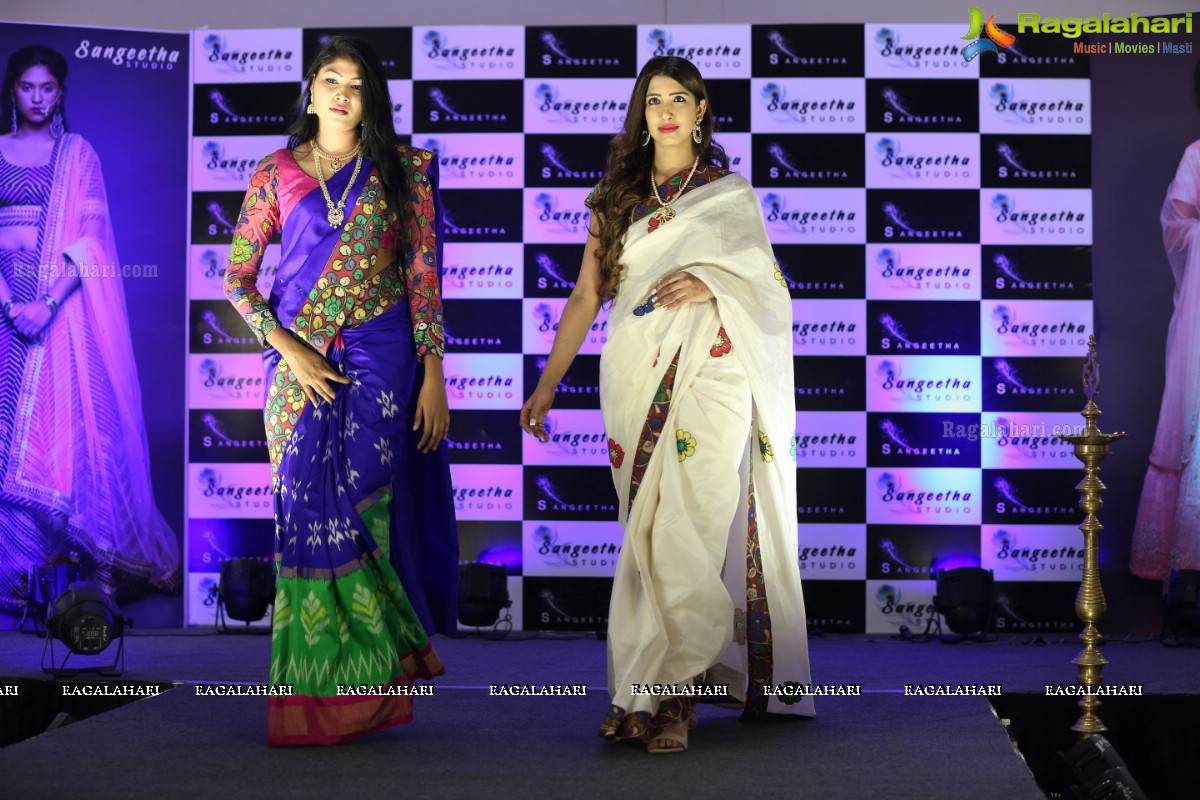 Mini Fashion Show By Sangeetha Studio at Sapthparni