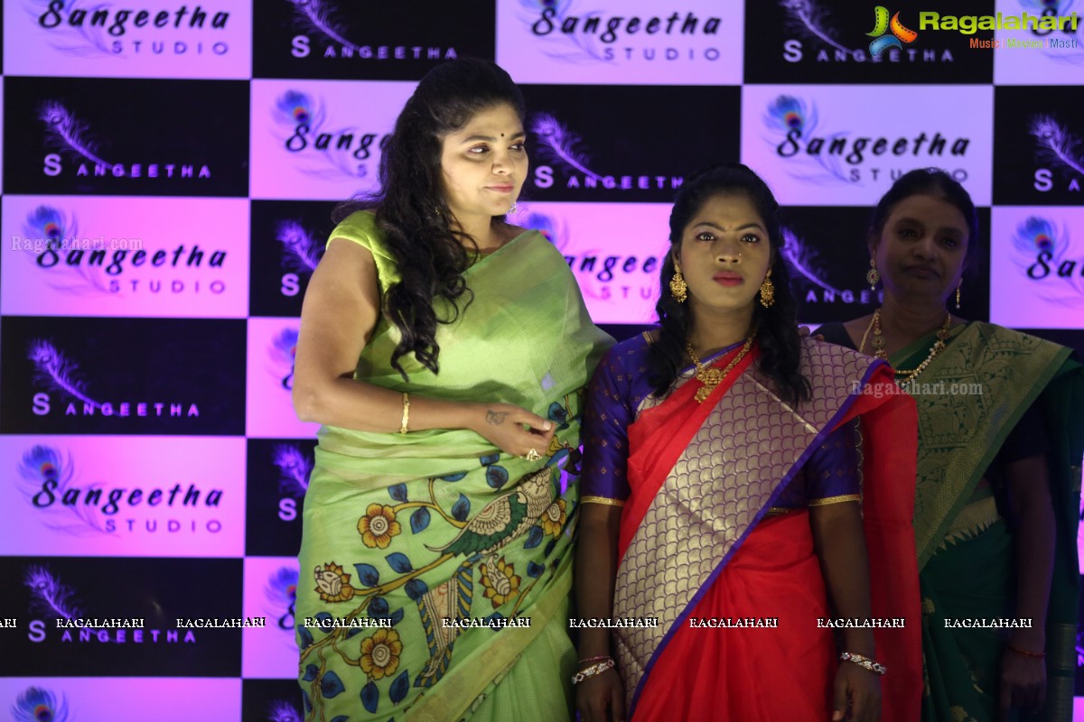 Mini Fashion Show By Sangeetha Studio at Sapthparni