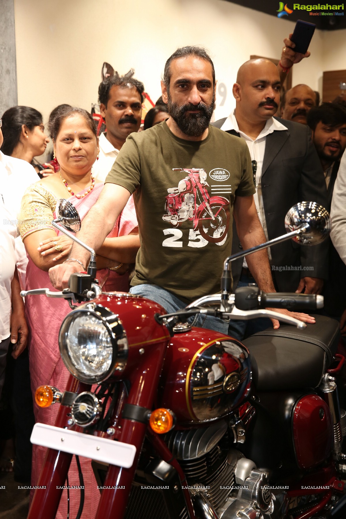 Jawa Motorcycles' First Showrooms In Hyderabad Open Doors