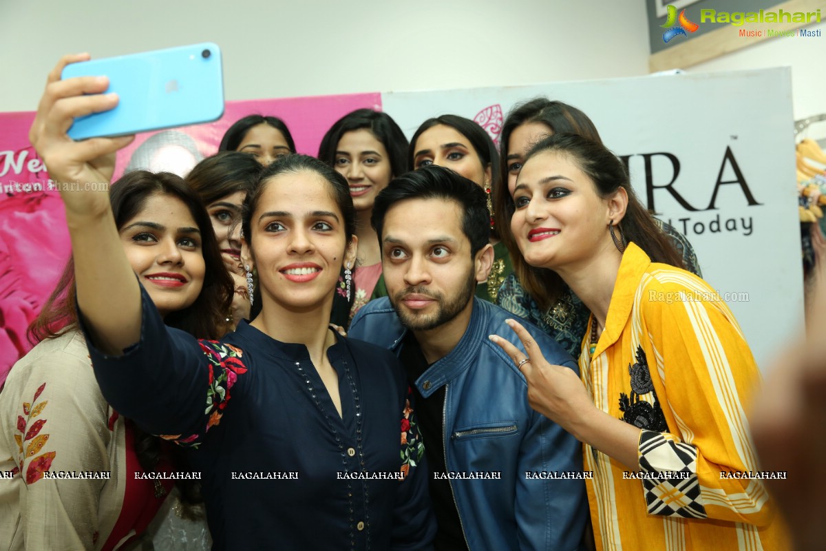 Saina Nehwal & Parupalli Kashyap Launch Kaira’s 111th Store at Saratha City Capital Mall, Kondapur