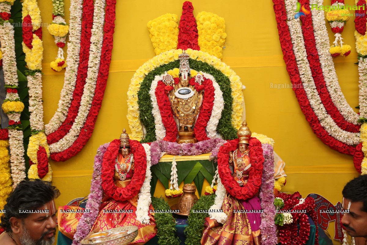 Padmavathi Srinivasa Kalyanam by Shilpa Chowdary & Family at Signature Villas