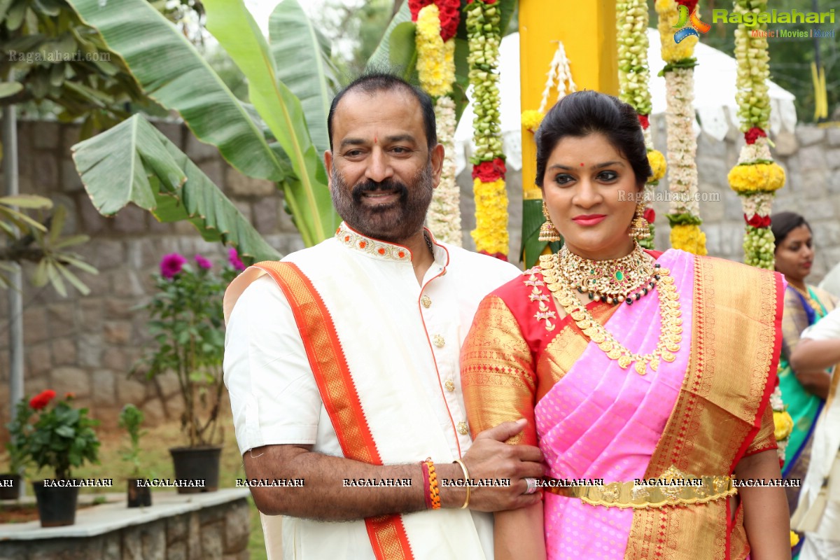 Padmavathi Srinivasa Kalyanam by Shilpa Chowdary & Family at Signature Villas