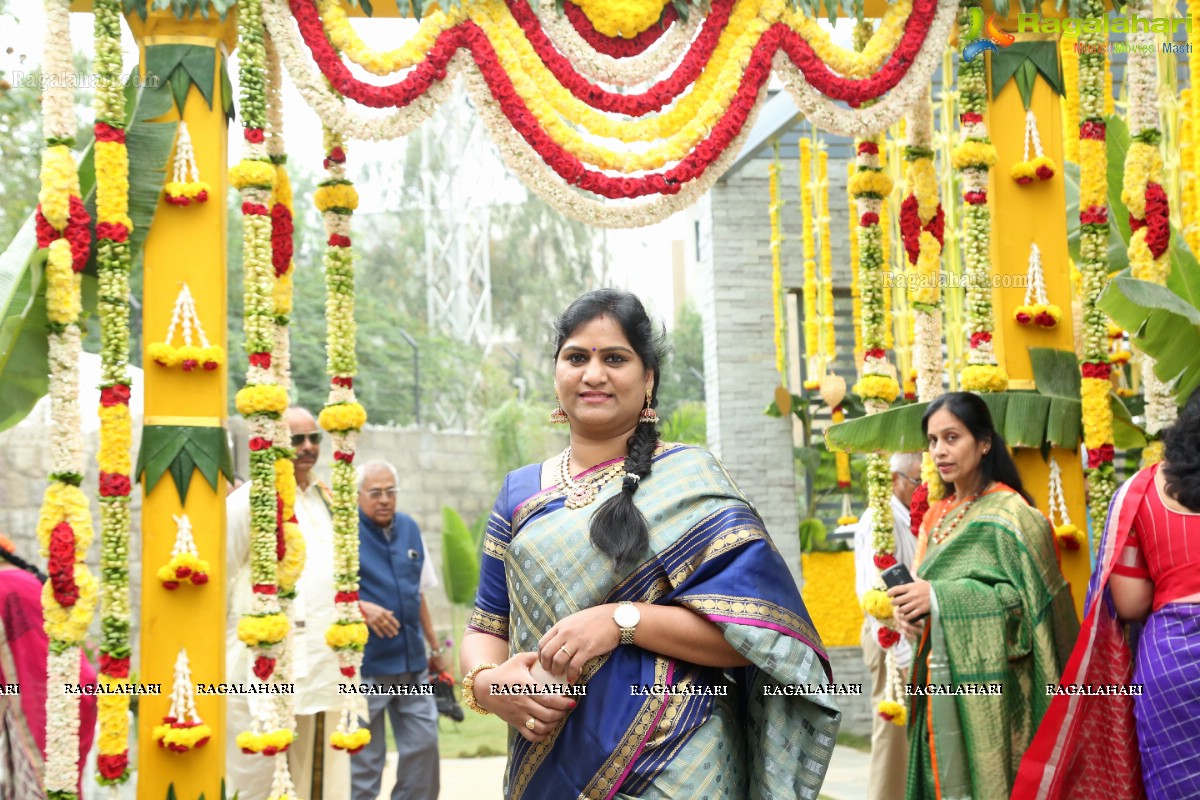 Padmavathi Srinivasa Kalyanam by Shilpa Chowdary & Family at Signature Villas