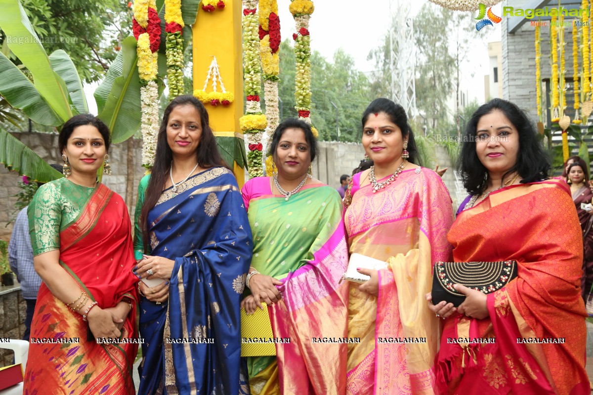 Padmavathi Srinivasa Kalyanam by Shilpa Chowdary & Family at Signature Villas