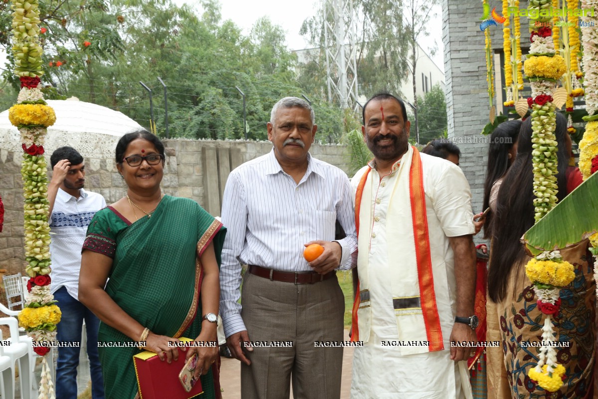 Padmavathi Srinivasa Kalyanam by Shilpa Chowdary & Family at Signature Villas