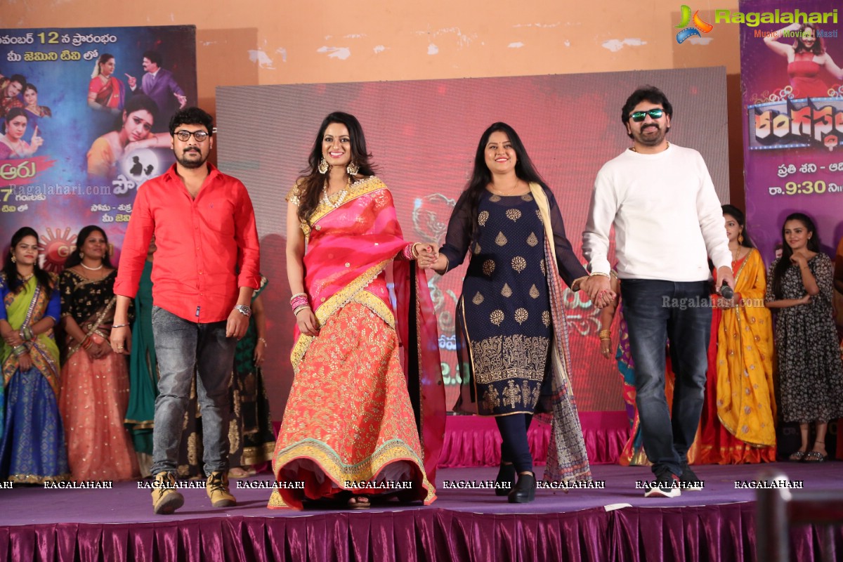 Matrudevo Bhava Tv Serial Team & Udaya Bhanu at Rednose Entertainment by ‘Nari Lokam Mega Kitty Party & Fashion Show’