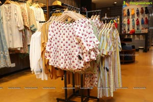 Samantha Akkineni & Anita Dongre at AND Store