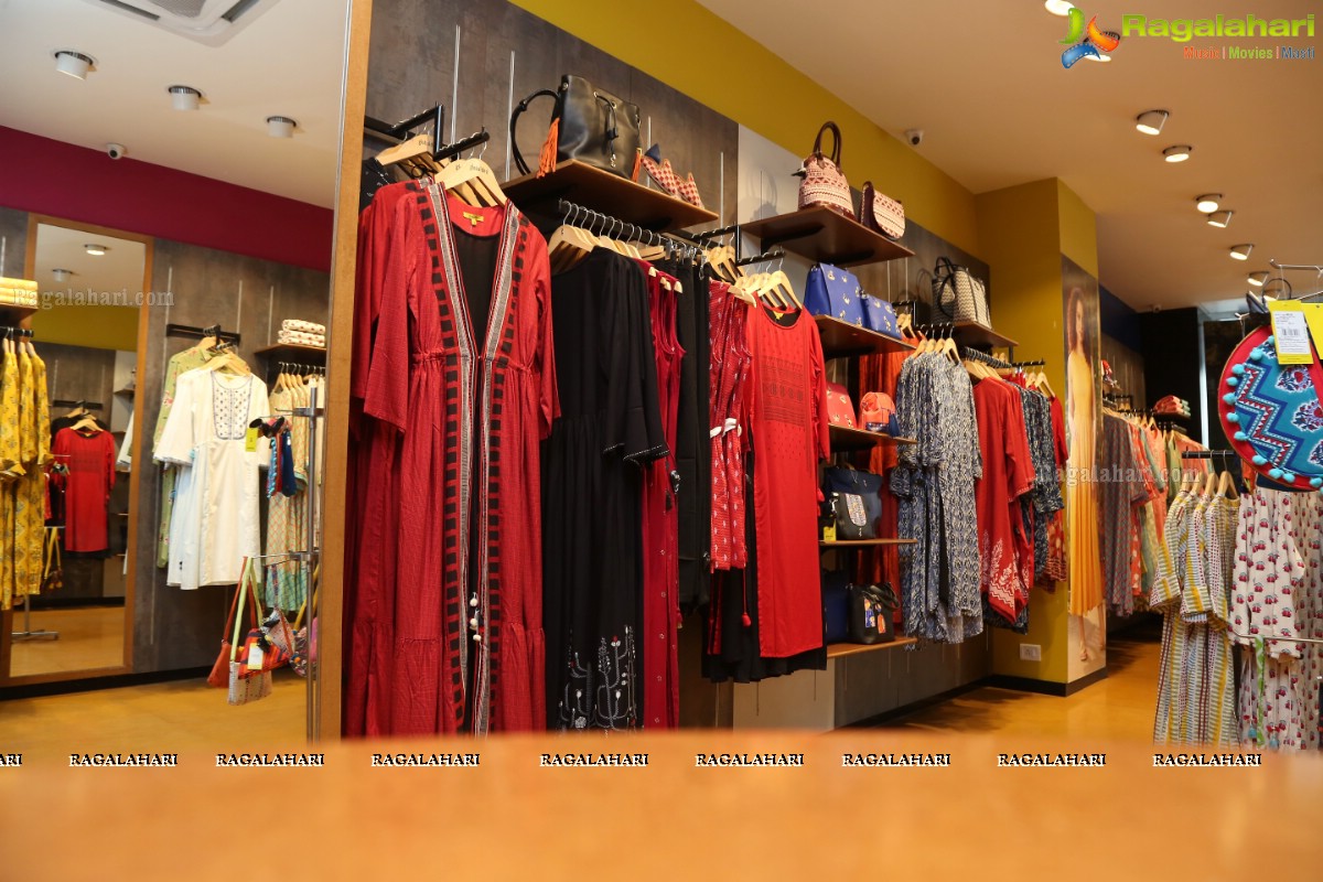 Samantha Akkineni & Anita Dongre at AND Store in Banjara Hills, Hyderabad