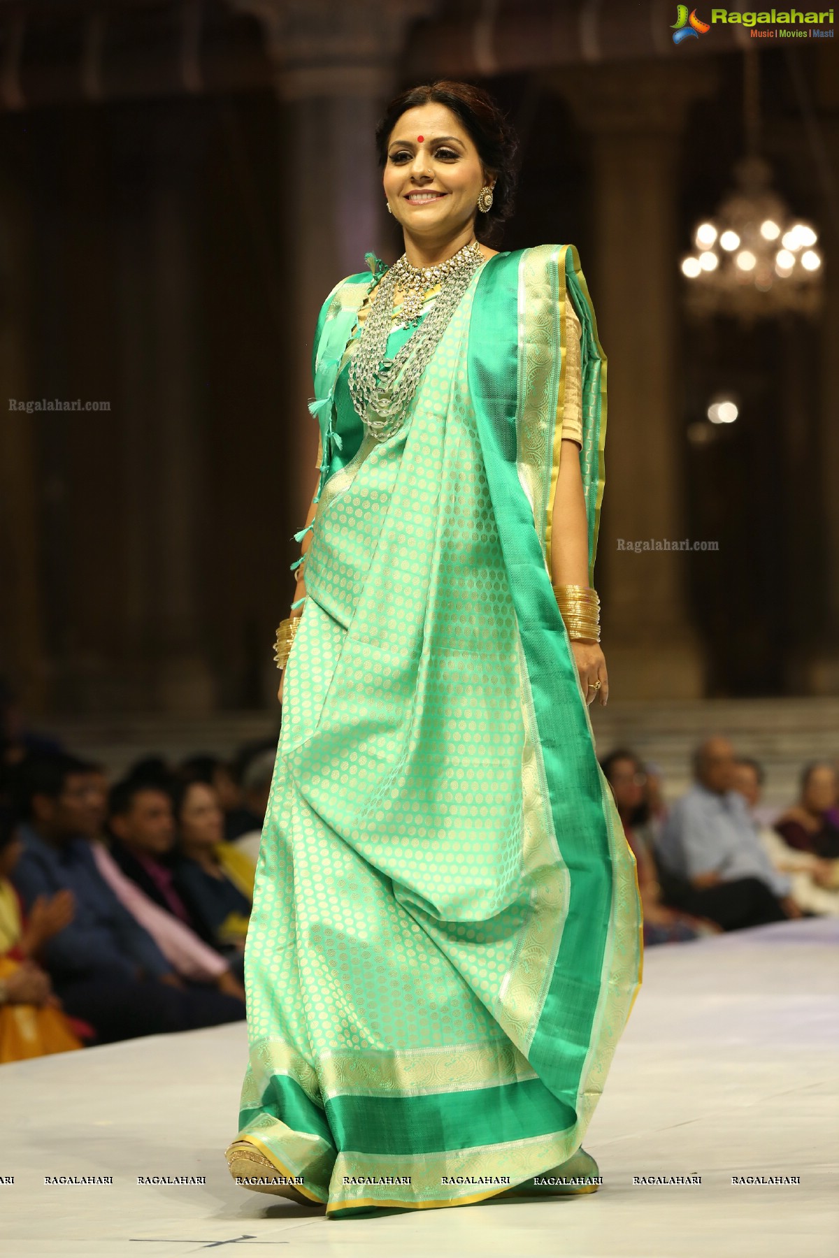 Sanskruti & Second Skin host 'An Ode to the Modern Indian Woman' Fashion Show