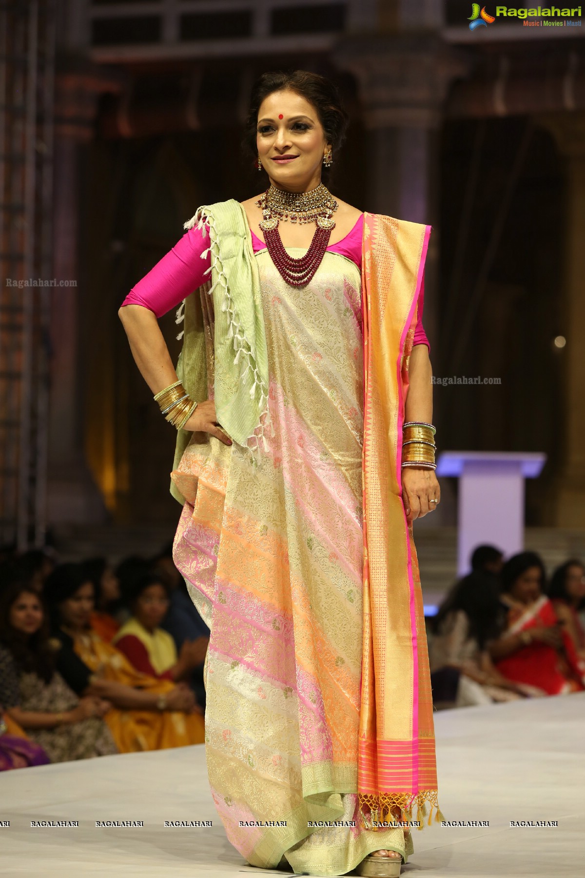 Sanskruti & Second Skin host 'An Ode to the Modern Indian Woman' Fashion Show