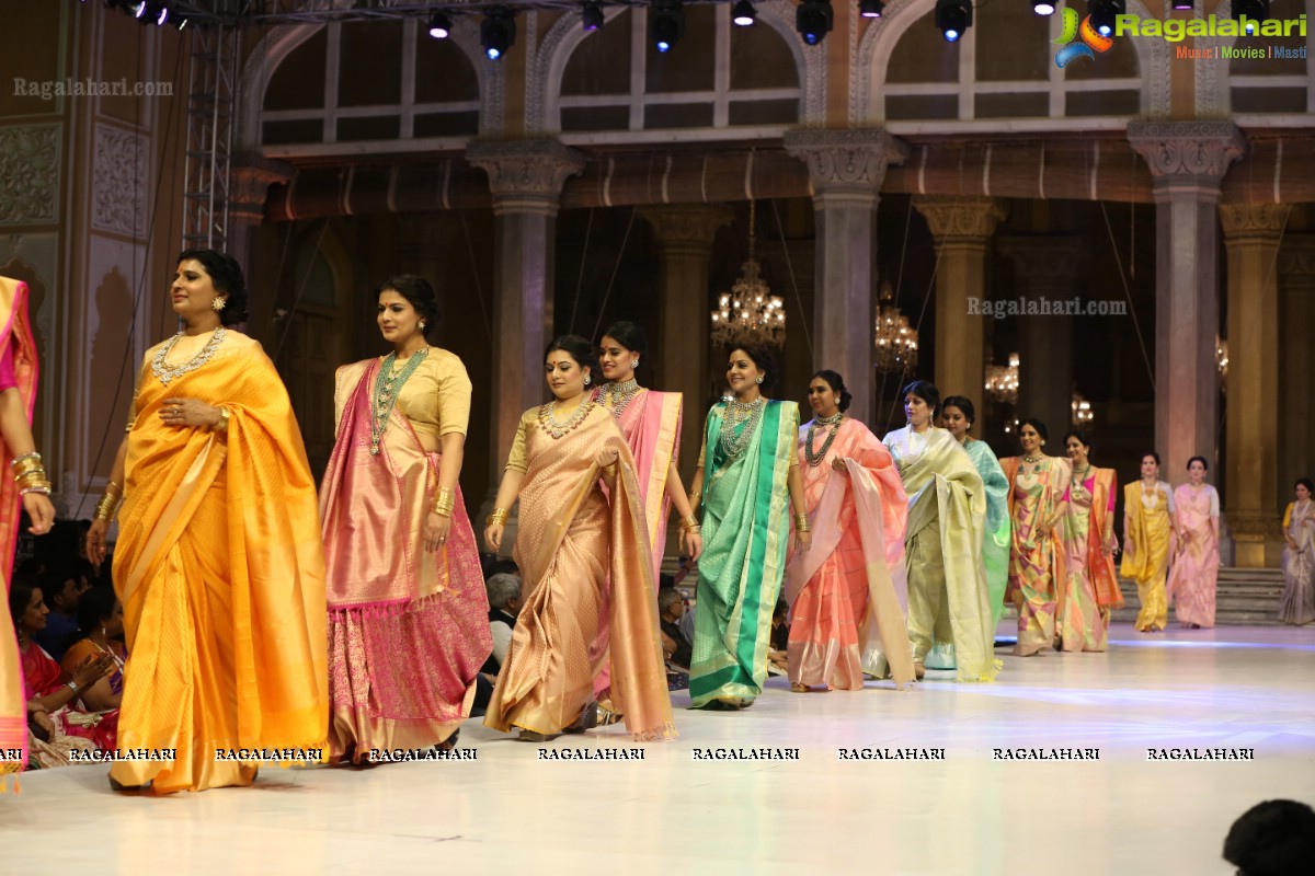 Sanskruti & Second Skin host 'An Ode to the Modern Indian Woman' Fashion Show