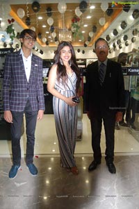 Siddhi Idnani Inaugurates Kamal Watch Company