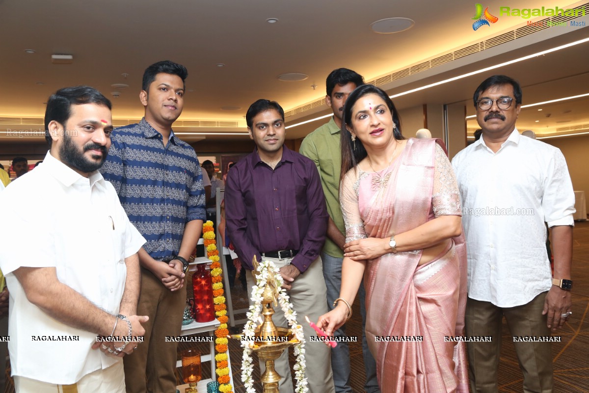 Exhibition & Sale of Upscale Kancheepuram Sarees and Lachas By Kancheepuram Queen Beena Kannan at Hyatt Place