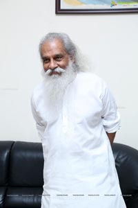 KJ Yesudas's Live Music Concert at Shilpakala Vedika